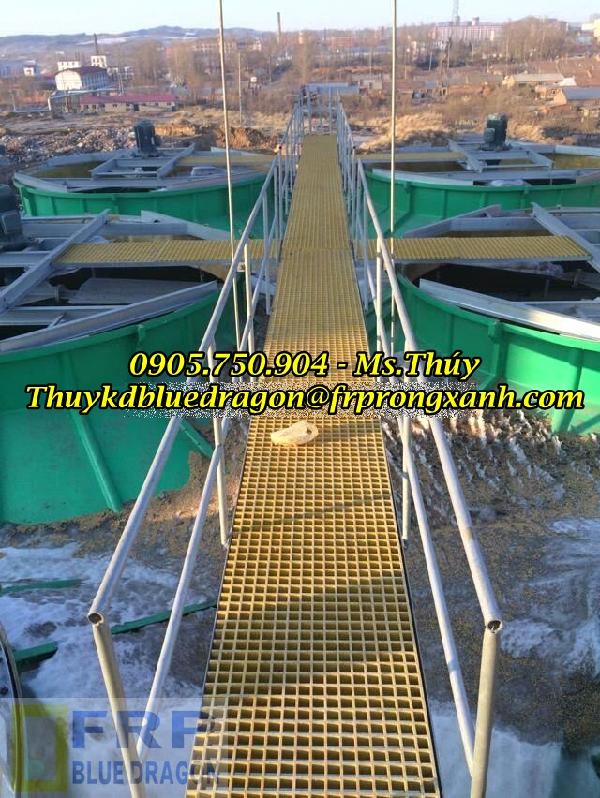 FRPGratingStairsforChemicalIndustry-tuivang.vn-1529477150866.jpg